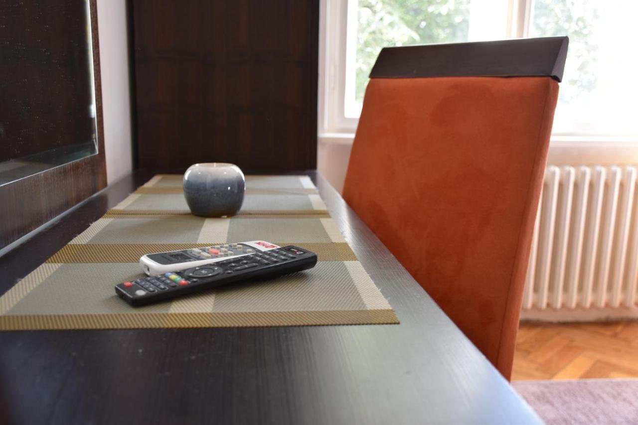 Exit Labirint Centar Hostel Novi Sad Ngoại thất bức ảnh