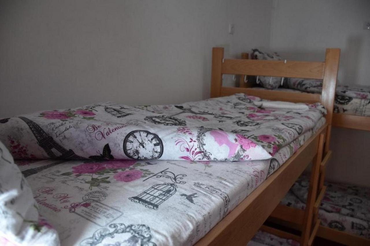 Exit Labirint Centar Hostel Novi Sad Ngoại thất bức ảnh